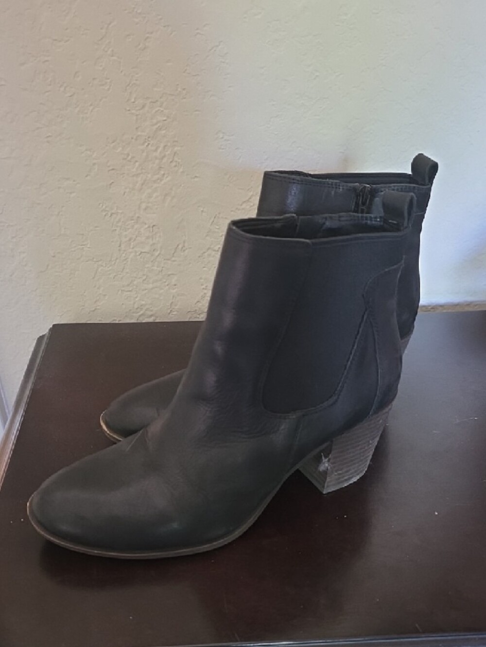 Lucky Brand Black Leather Ankle Booties with Stacked Heel